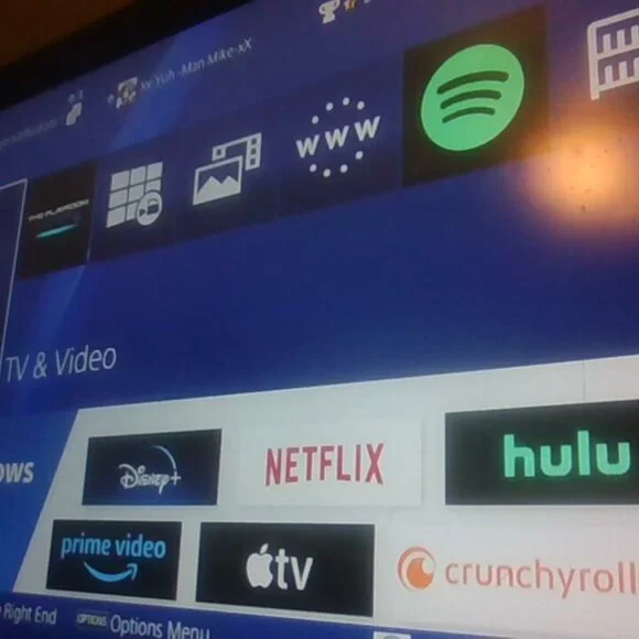 Playstation 4 - Picture 3 of 3